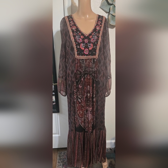 Soft Surroundings Dresses & Skirts - Bohemian Floral Maxi Dress